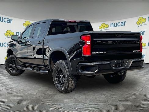 Used 2022 Chevrolet Silverado 1500 ZR2 w/ Technology Package AWD/4WD image 4