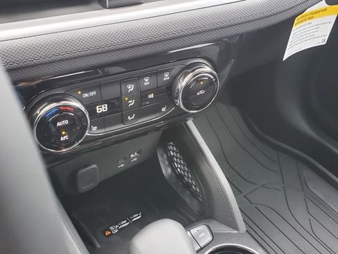 New 2026 Chevrolet TrailBlazer LT w/ Convenience Package image 19