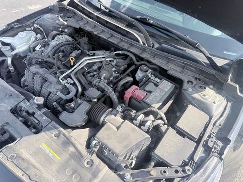 Used 2024 Nissan Altima 2.5 SV FWD image 47