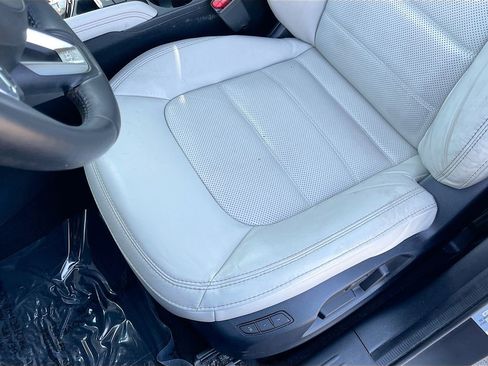 Used 2018 MAZDA CX-5 Grand Touring w/ Premium Package image 19