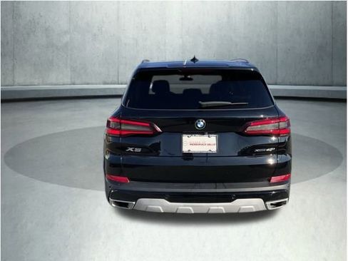 Used 2022 BMW X5 xDrive40i w/ Parking Assistance Package image 5