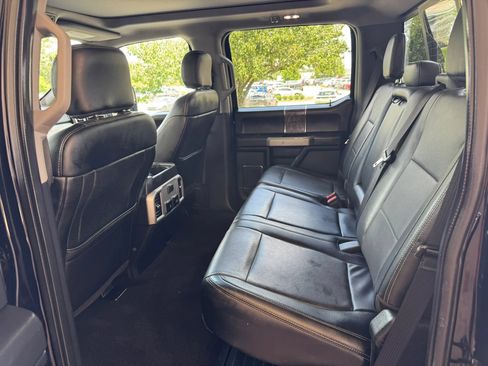 Used 2018 Ford F250 Lariat w/ Lariat Ultimate Package AWD/4WD image 17