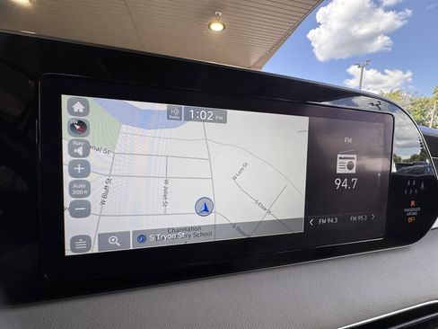 Used 2021 Hyundai Palisade Calligraphy image 24