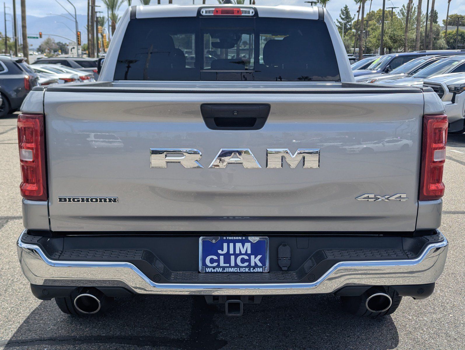 Used 2025 RAM 1500 Big Horn AWD/4WD image 3