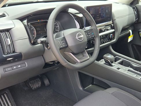 New 2026 Nissan Pathfinder SV FWD image 10