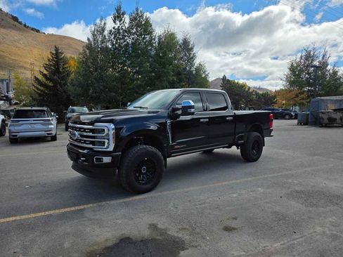 Used 2024 Ford F350 Platinum image 2