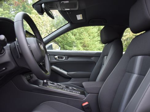 New 2026 Honda Civic Sport image 16