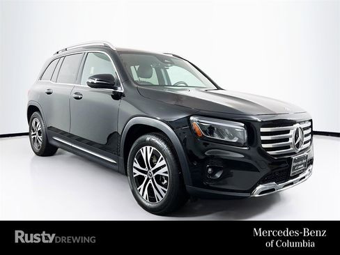 Used 2024 Mercedes-Benz GLB 250 image 1