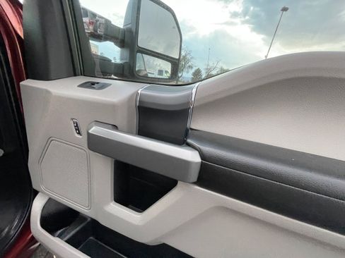 Used 2015 Ford F150 XLT w/ Equipment Group 301A Mid RWD image 22