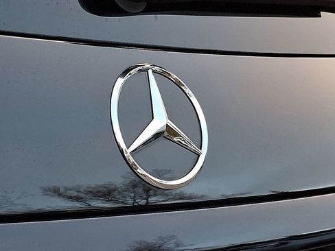 Used 2023 Mercedes-Benz GLC 300 4MATIC image 28