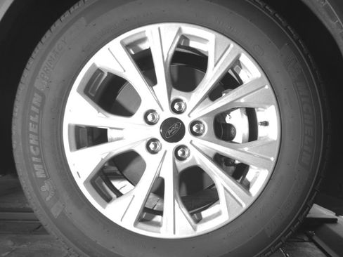 Used 2025 Ford Escape Active FWD image 33