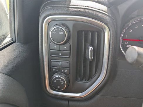 Used 2022 Chevrolet Silverado 2500 LT image 25