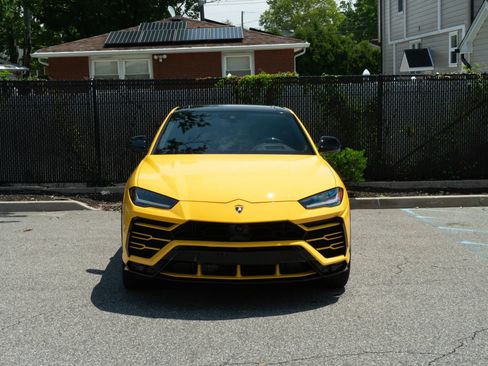 Used 2021 Lamborghini Urus AWD/4WD image 28