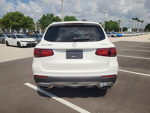 Used 2021 Mercedes-Benz GLC 300 4MATIC image 5