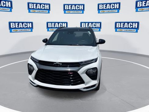 Used 2023 Chevrolet TrailBlazer RS w/ Sun and Liftgate Package AWD/4WD image 3