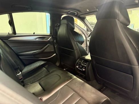 Used 2019 BMW M5 w/ Executive Package image 44