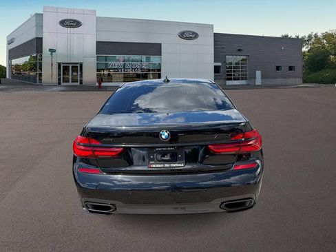 Used 2019 BMW 750i xDrive AWD/4WD image 8