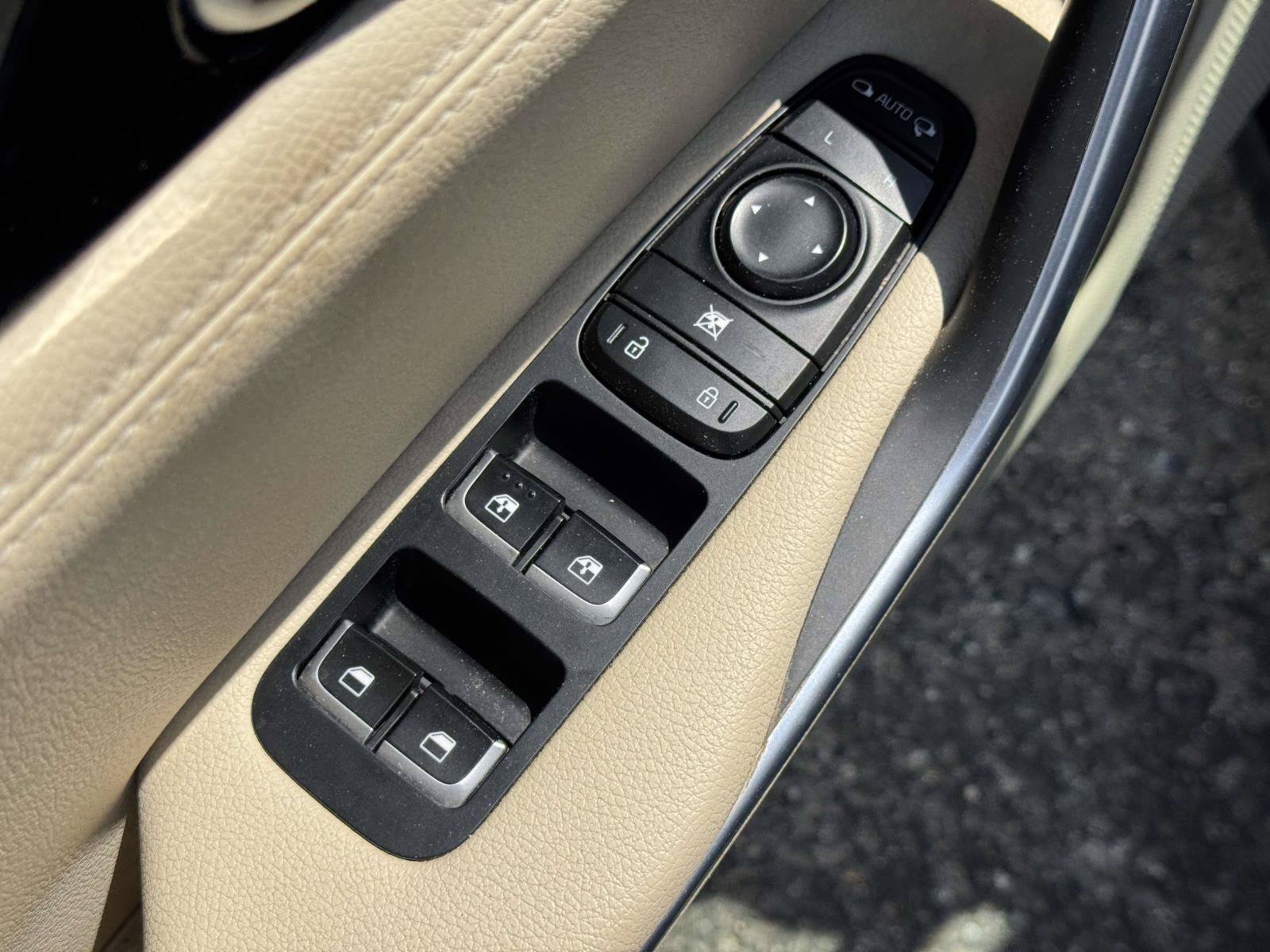Used 2018 Kia Stinger RWD image 14