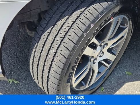 Used 2024 Ford Expedition Limited RWD image 23