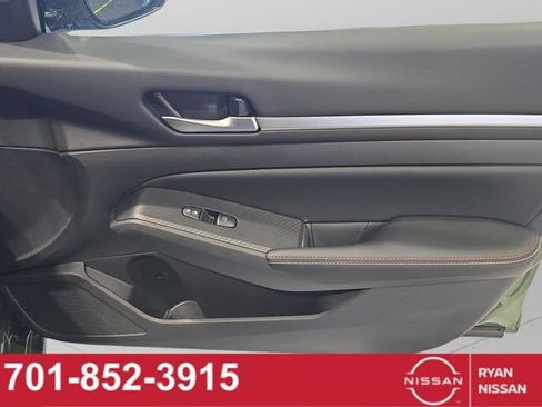 New 2026 Nissan Altima 2.5 SR w/ SR Premium Package AWD/4WD image 37