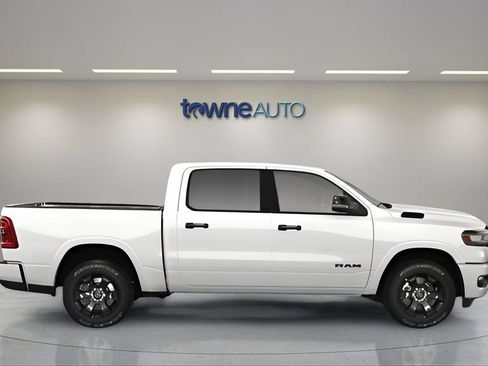 Used 2025 RAM 1500 Big Horn AWD/4WD image 11