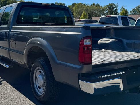 Used 2013 Ford F250 XL RWD image 4