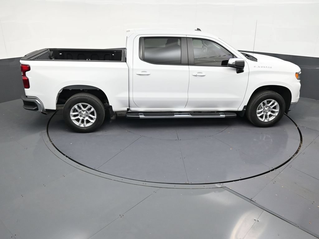 Used 2024 Chevrolet Silverado 1500 LT RWD image 14