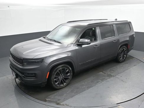 Used 2024 Jeep Grand Wagoneer L Series II w/ Quick Order Packagew 28T AWD/4WD image 39
