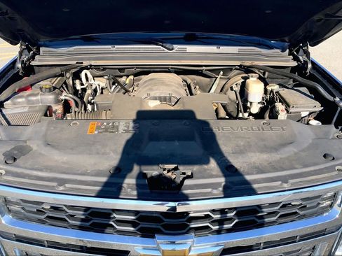 Used 2019 Chevrolet Tahoe LT AWD/4WD image 32