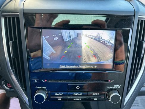 Used 2022 Subaru Forester Premium AWD/4WD image 14