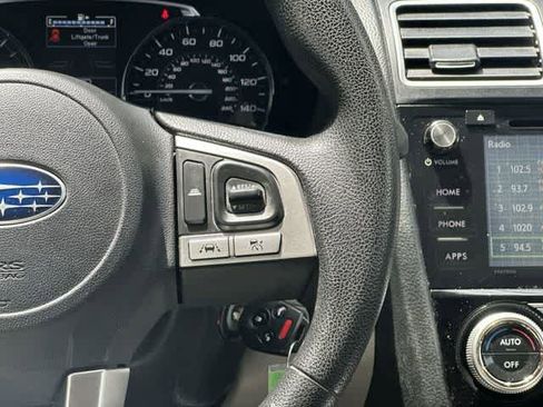 Used 2017 Subaru Forester 2.5i Premium AWD/4WD image 10
