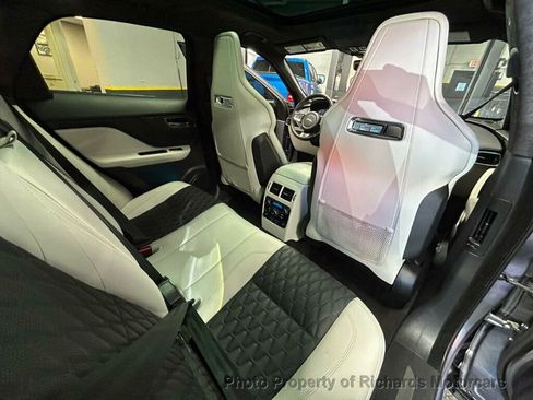 Used 2020 Jaguar F-PACE SVR image 26