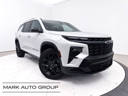 Used 2024 Chevrolet Traverse RS w/ LPO, Floor Liner Package image 1