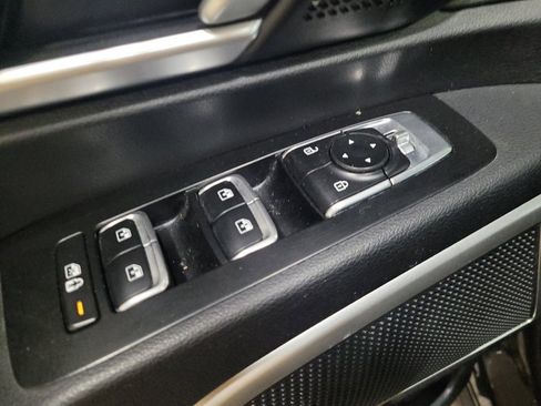 Used 2022 Kia Telluride S AWD/4WD image 27