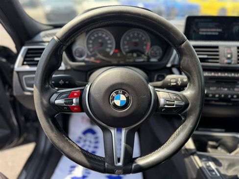 Used 2017 BMW M3 RWD image 23