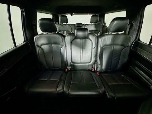 Used 2022 Jeep Wagoneer Series II AWD/4WD image 13