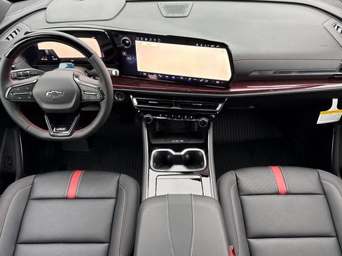 New 2026 Chevrolet Traverse RS w/ LPO, Floor Liner Package image 12