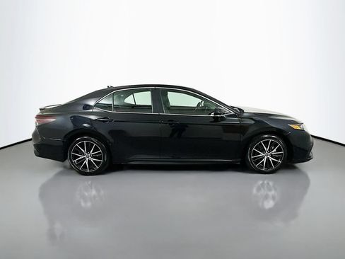Certified 2024 Toyota Camry SE FWD image 4