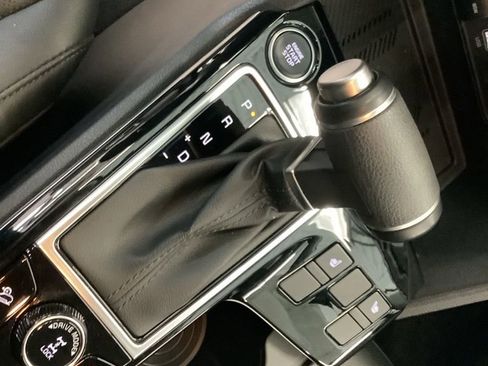 Certified 2024 Kia Sportage EX AWD/4WD image 18