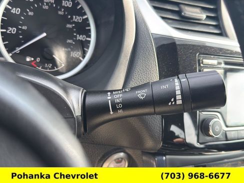Used 2018 Nissan Sentra SR FWD image 11