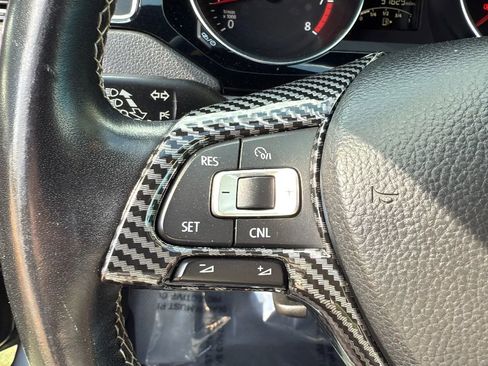 Used 2015 Volkswagen Jetta SE image 31