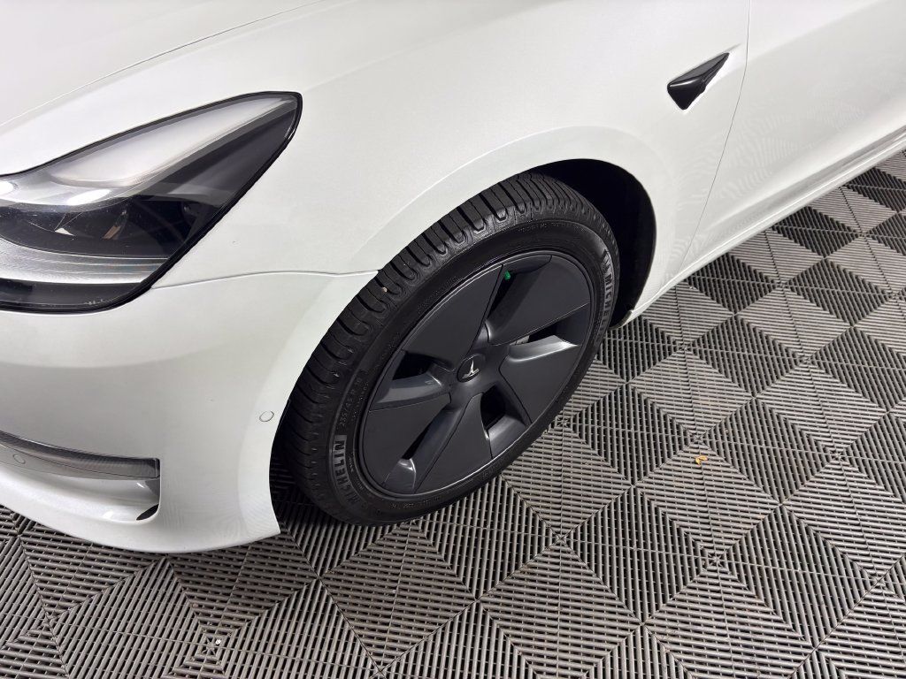 Used 2022 Tesla Model 3 Long Range AWD/4WD image 10