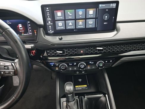 Used 2023 Honda Accord Touring image 21