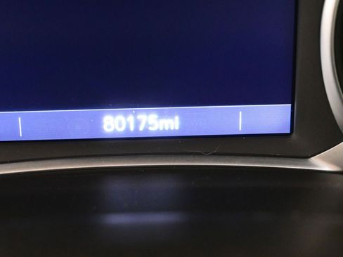 Used 2021 GMC Acadia AT4 image 15