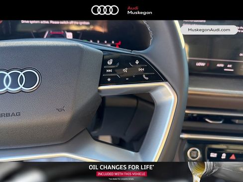 New 2025 Audi Q5 Premium Plus image 17