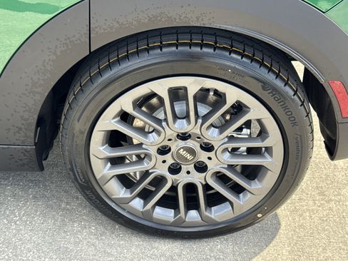 New 2026 MINI Cooper S image 25