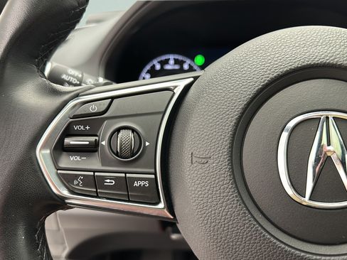 Used 2025 Acura RDX SH-AWD image 19