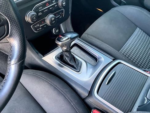 Used 2020 Dodge Charger Scat Pack RWD image 15
