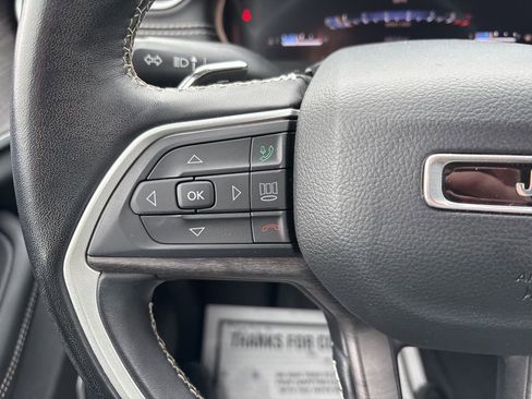 Used 2022 Jeep Grand Cherokee L Limited image 12