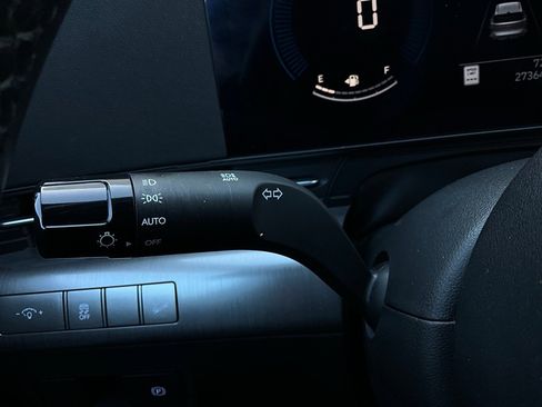 Used 2025 Hyundai Kona SEL image 37